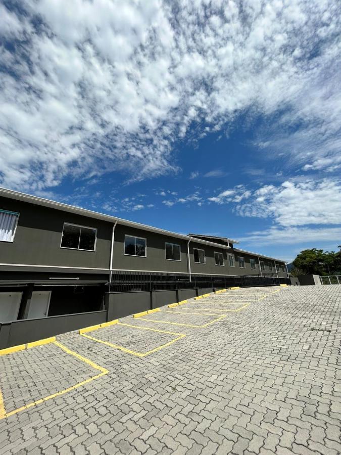 Hotel Penedo Inn Buitenkant foto